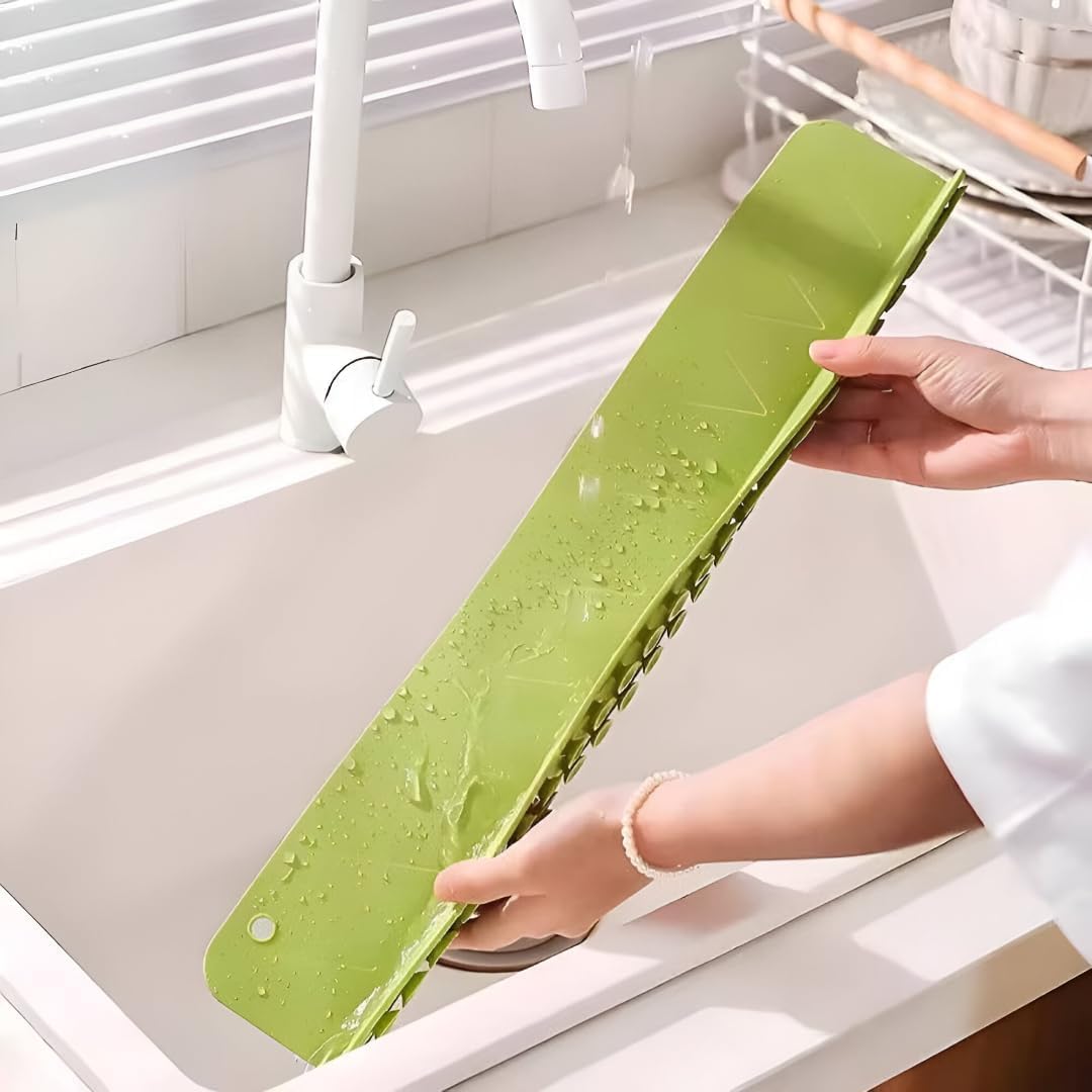 Kitchen Sink Water Splash Guard Silicone || Sink Anti-Splash Baffle || Flexible Blocking Barrier || Kitchen Tools & Accessories || Countertop Silicone Suction Cup1PCS