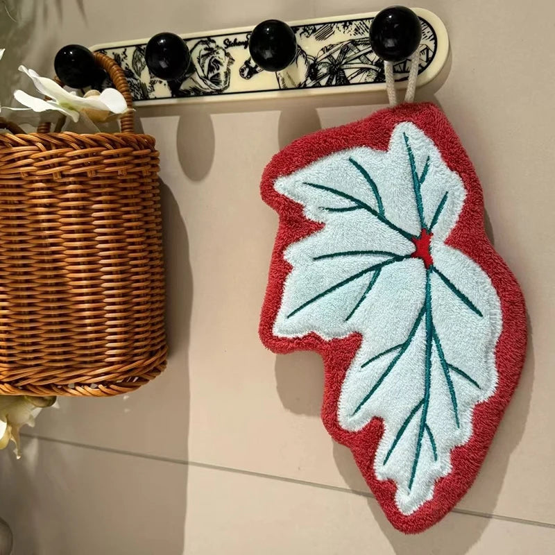 Leaf Shape Hand Towel | Super Absorbent Hanging Kitchen & Bathroom Towel